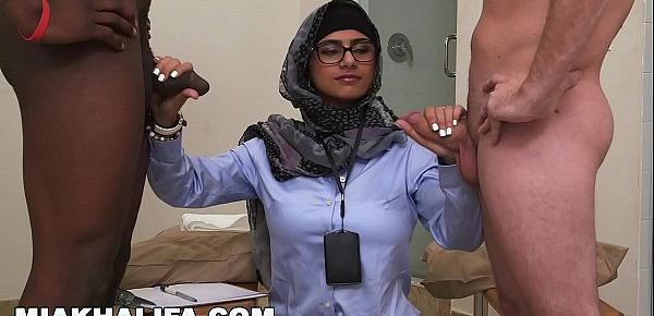  Arab Mia Khalifa Compares Big Black Cock to White Penis